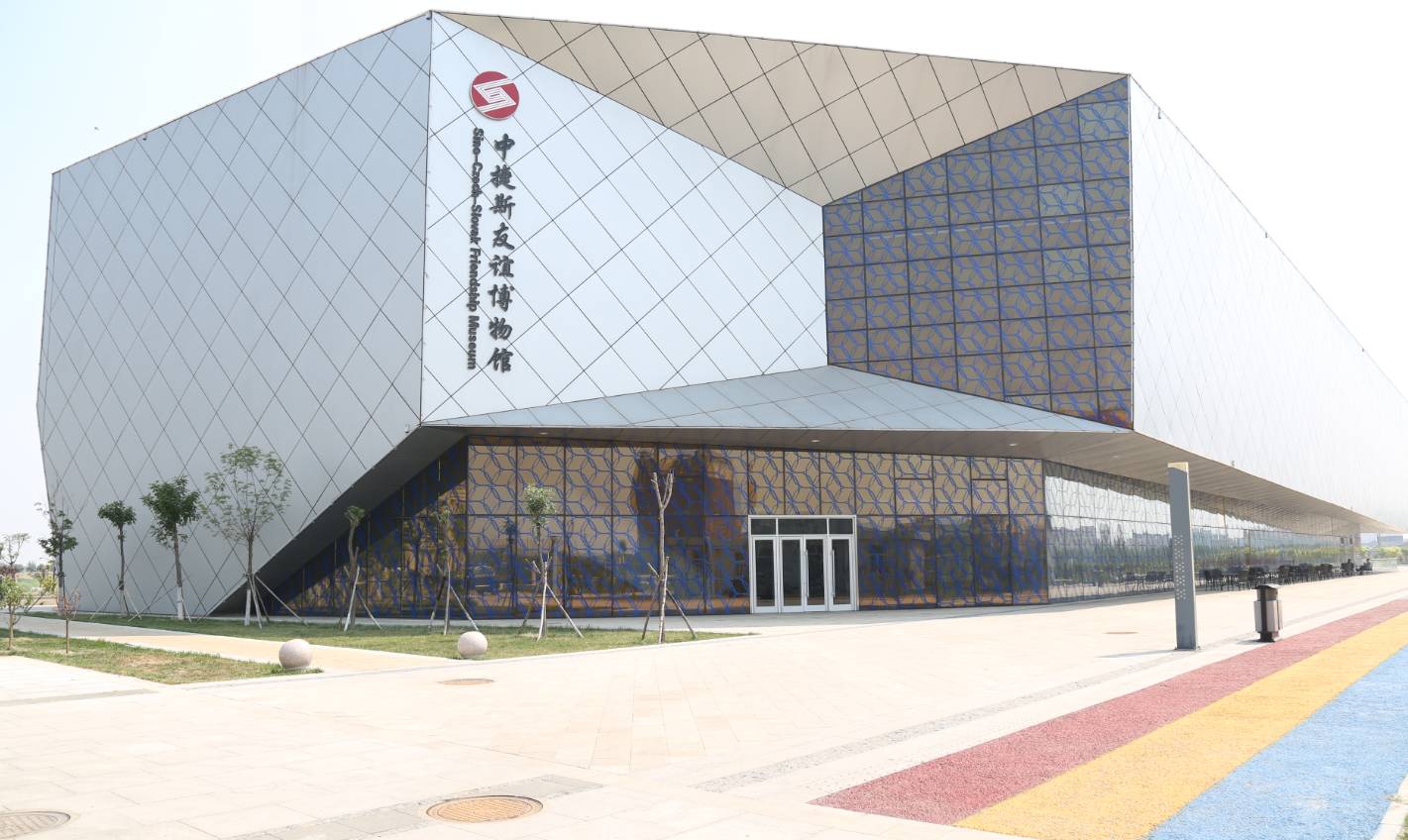 三张名片,三种语言的名片