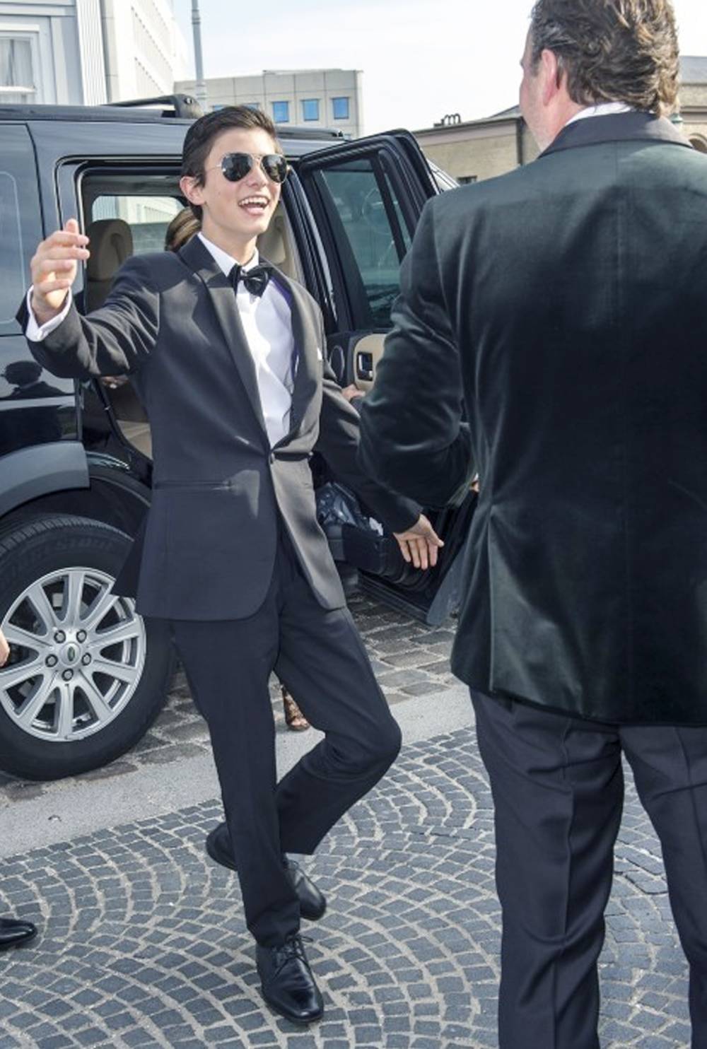 麻雀变成凤凰的人生,麻雀变凤凰普通版