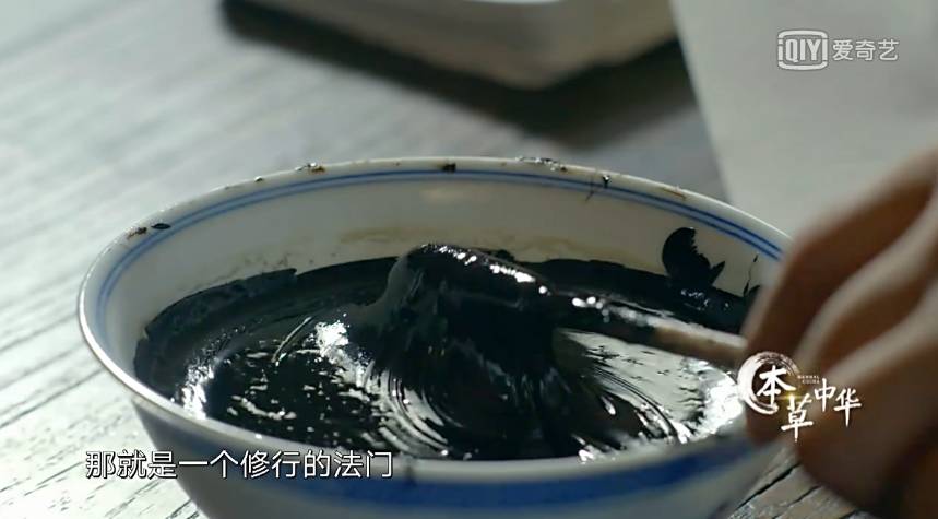 为了看这部豆瓣8.9的纪录片，我去商场买了一台4K电视