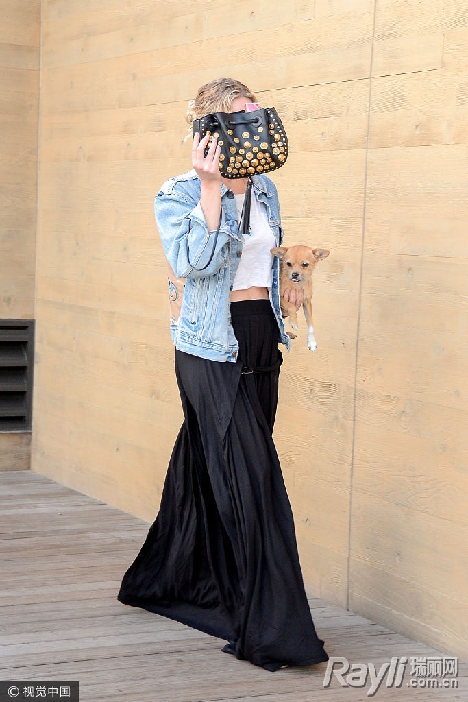 躲镜头挑战综艺,躲镜头女明星