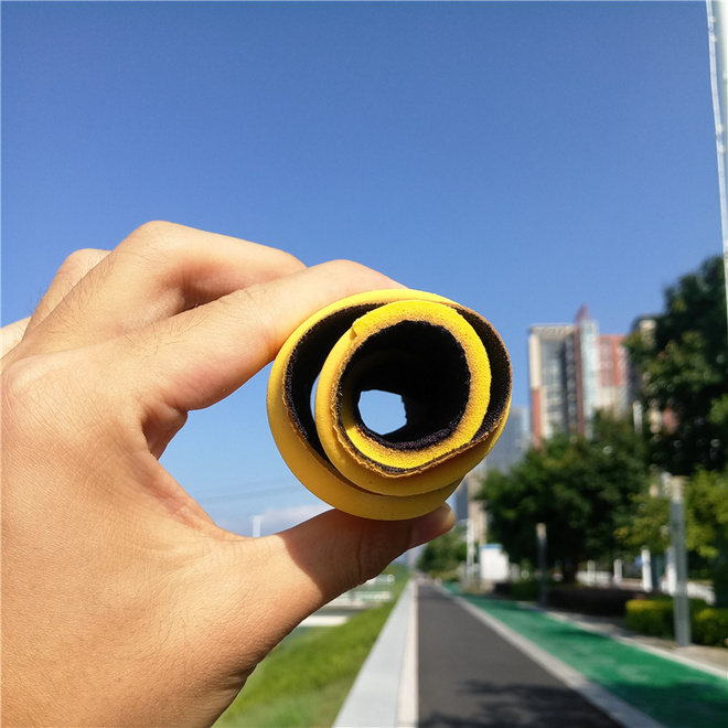 李宁弧型跑鞋,极致软弹跑鞋李宁