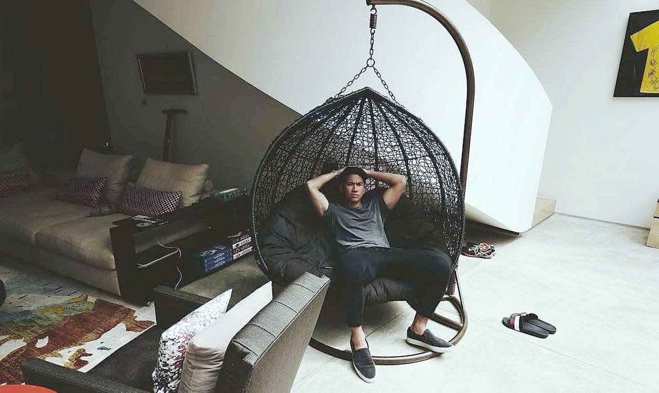 麻雀变成凤凰的人生,麻雀变凤凰普通版