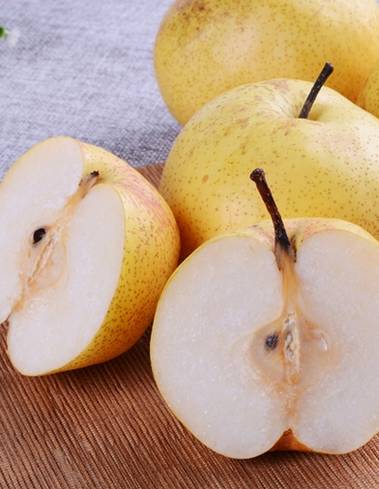 牙齿变黄、口腔异味怎么办?这些简单的食物就能搞定!