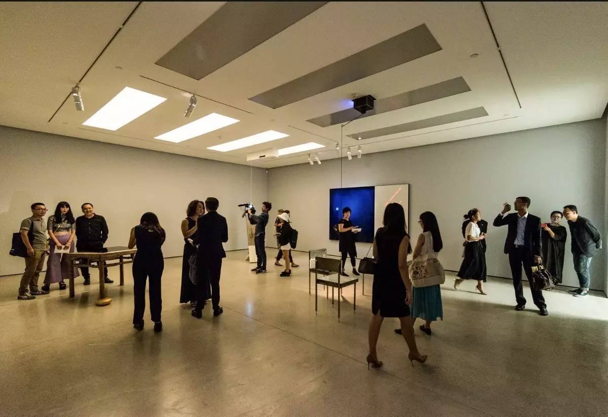 凤凰艺术｜白立方呈现另一个鲜为人知的“王功新”，“轮回”重启