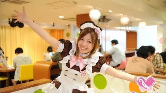 日本秋叶原女仆咖啡厅图片,秋叶原咖啡屋图片