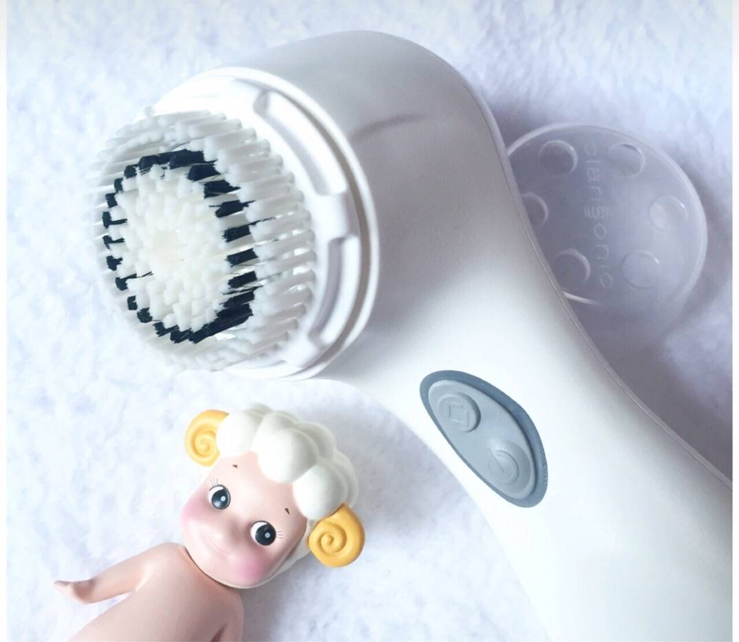 市面上的美容仪真的有用吗？长期使用就不用整容了？