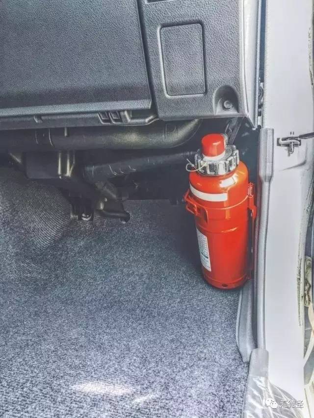 lc76原装前杠绞盘,丰田lc76带涉水喉和绞盘的价格