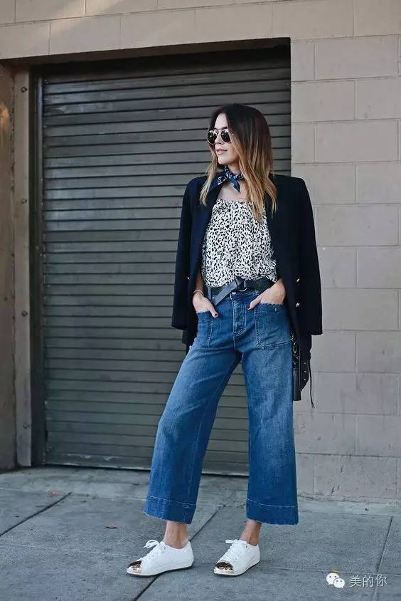 休闲九分裤搭配运动鞋好看吗,直筒九分裤怎么搭配运动鞋