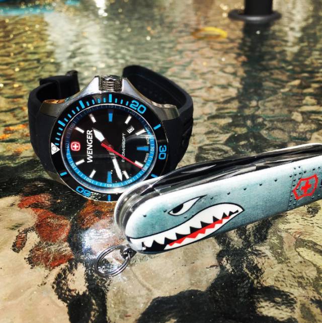 手表不一定要戴在手上面,手表不能超过15万