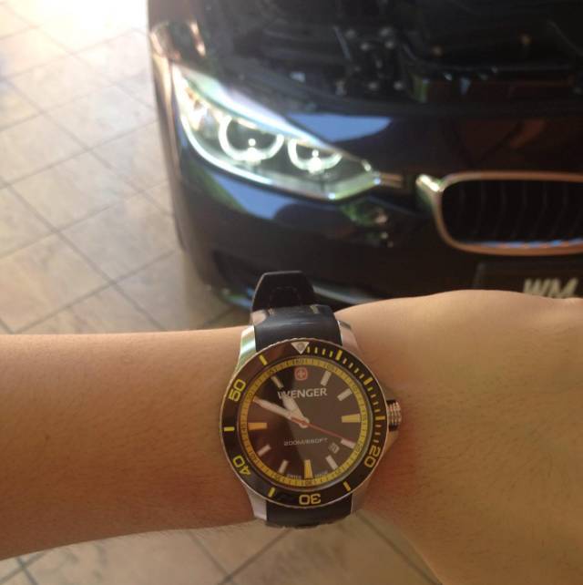 手表不一定要戴在手上面,手表不能超过15万