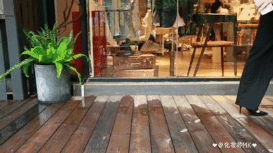 高跟鞋好看但穿着累教你一招,高跟鞋怎样才能不累脚