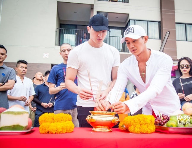 电影《血拳》曼谷开机中泰强大阵容展泰拳雄风