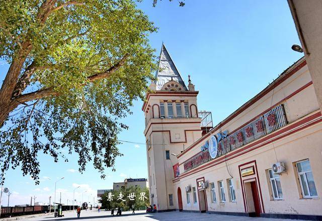 穿着蒙装游蒙古国漏了这个细节引来吃瓜群众围观