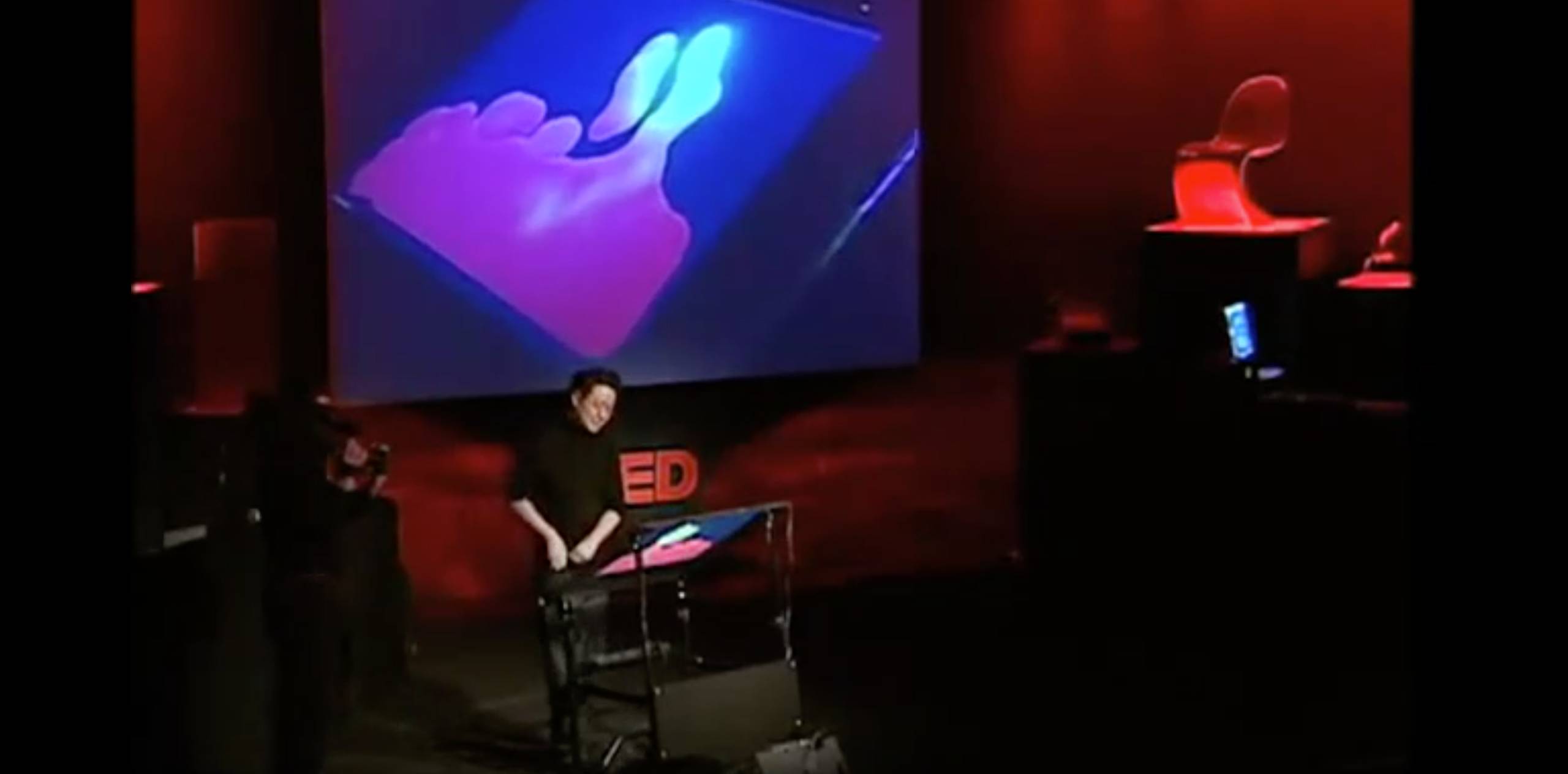 和女朋友约会迟到了怎么道歉,约会迟到女生生气怎么道歉