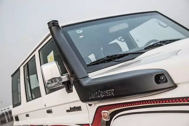 lc76改绞盘和涉水喉,丰田lc76带涉水喉和绞盘的价格