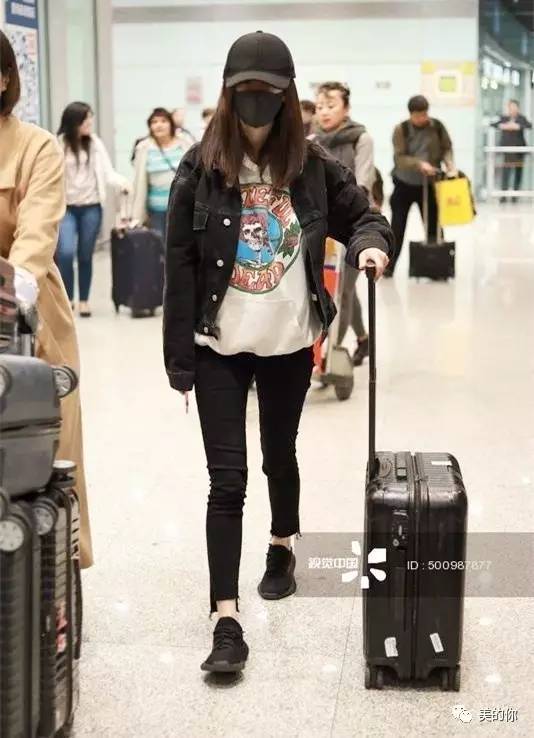 休闲九分裤搭配运动鞋好看吗,直筒九分裤怎么搭配运动鞋