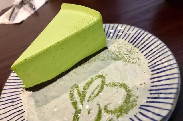 「霸王餐」请问你今天要来点兔子吗？火遍朋友圈的网红抹茶店要送“绿”了！