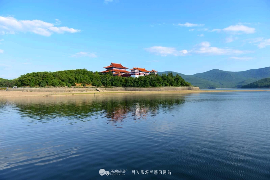 火山口探秘完整视频,镜泊湖地下森林火山口