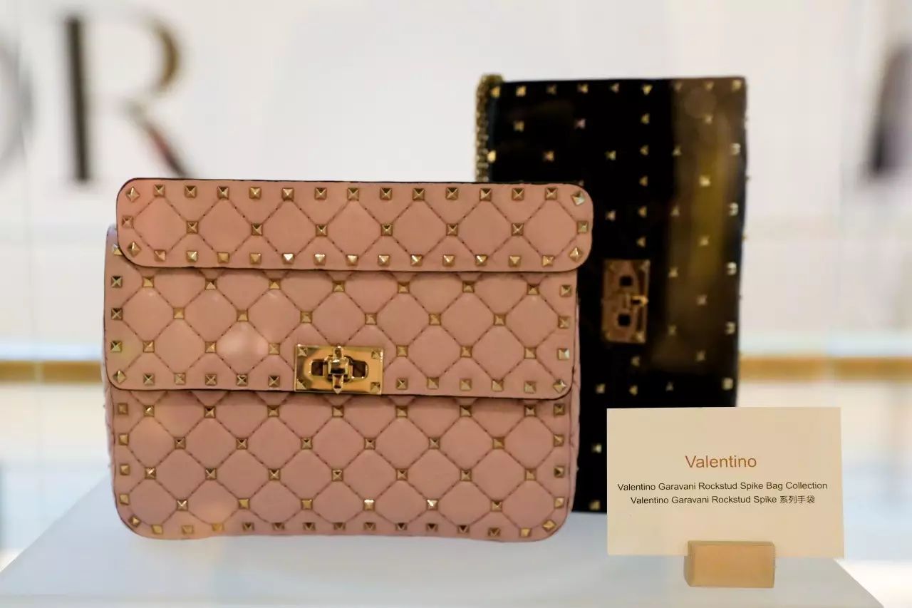 这些中国「别的地方没得卖」的时髦货｜都在这个商场里！