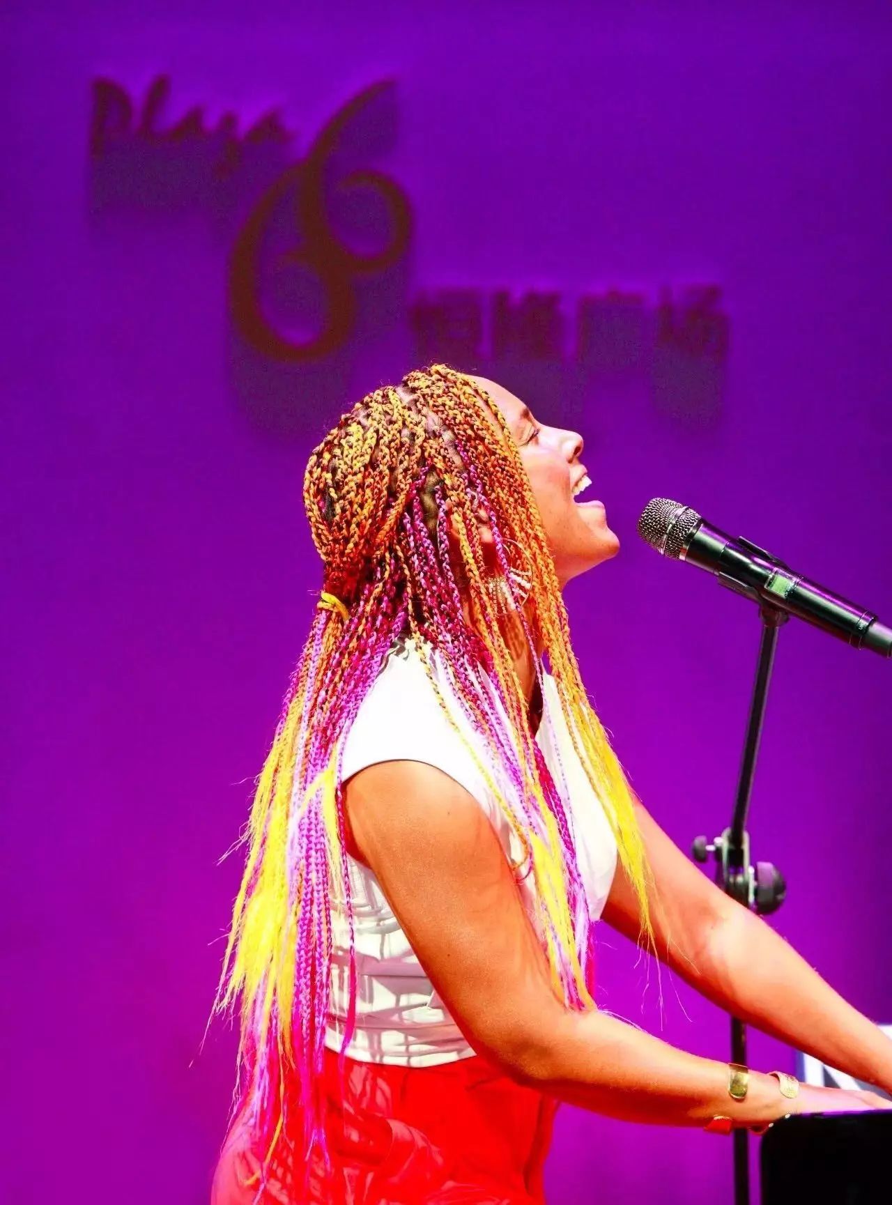 这些中国「别的地方没得卖」的时髦货｜都在这个商场里！