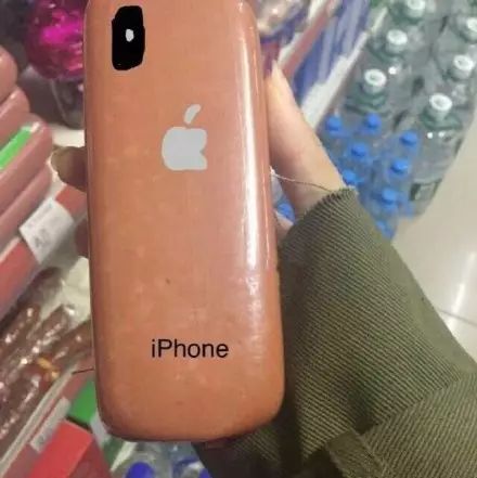 腮红金震惊了手机界？美妆界老司机们却早就开始在圣诞限定上作妖了~