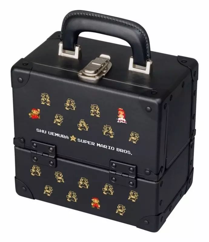 腮红金震惊了手机界？美妆界老司机们却早就开始在圣诞限定上作妖了~