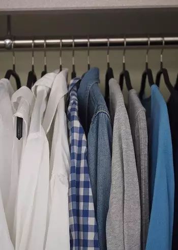 衣架选不好，你的贵衣服都毁了！