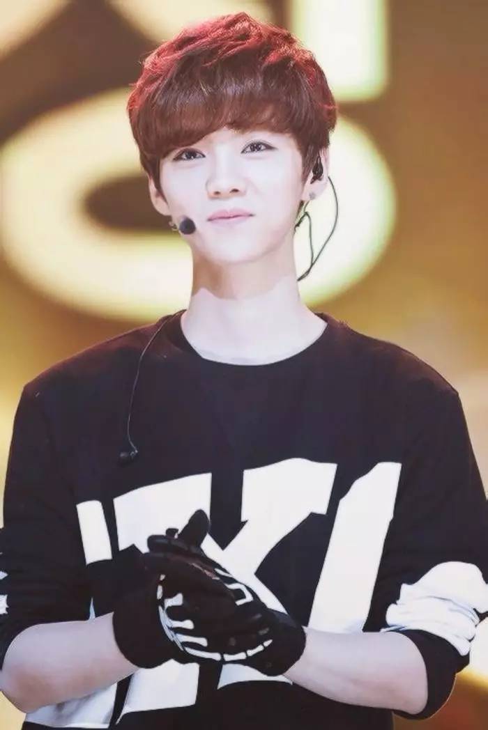 鹿晗到底有没有女朋友,鹿晗什么时候有女朋友的