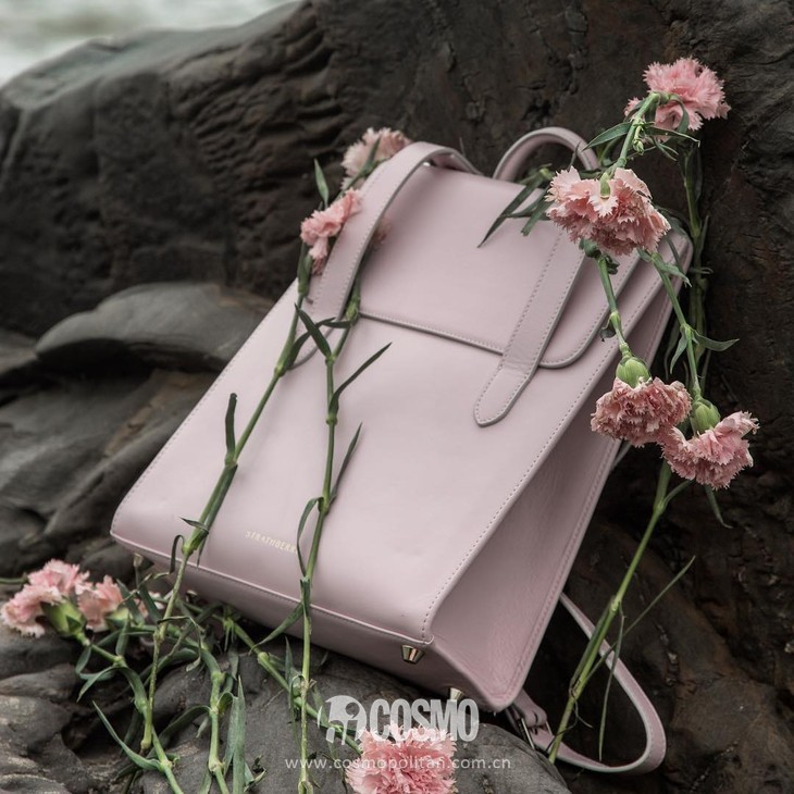 学生党开学季双肩包来咯,开学必备的结实帆布双肩包