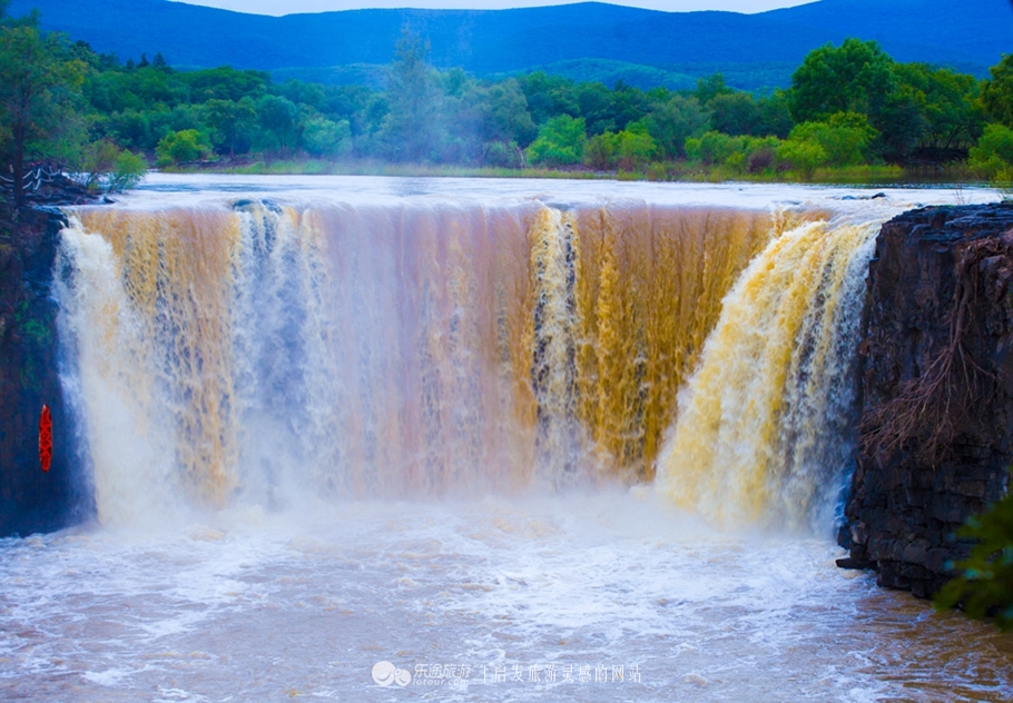 火山口探秘完整视频,镜泊湖地下森林火山口