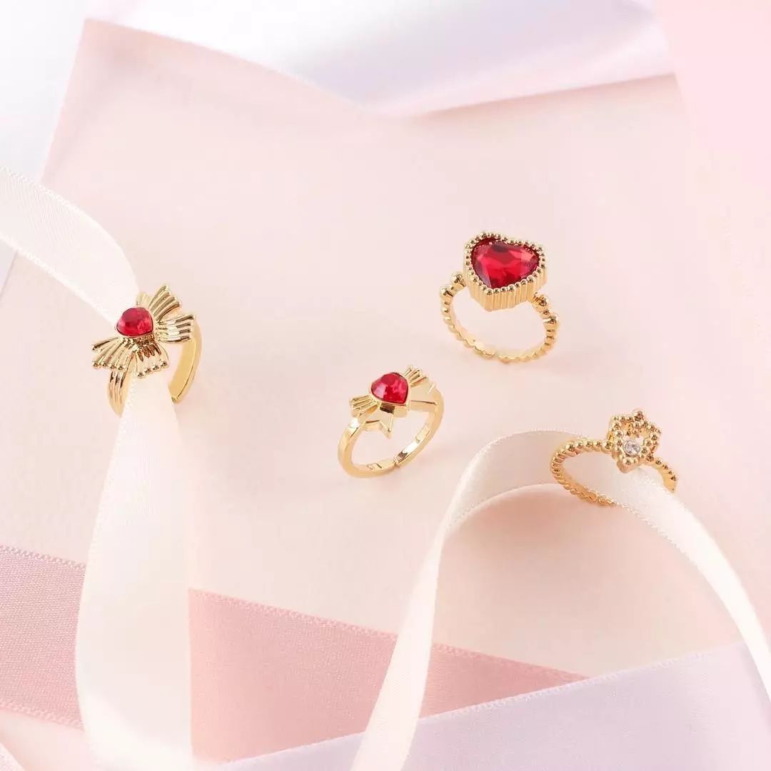 韩国今年流行的饰品,今年最火的高端饰品