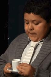 为了看这部豆瓣8.9的纪录片，我去商场买了一台4K电视