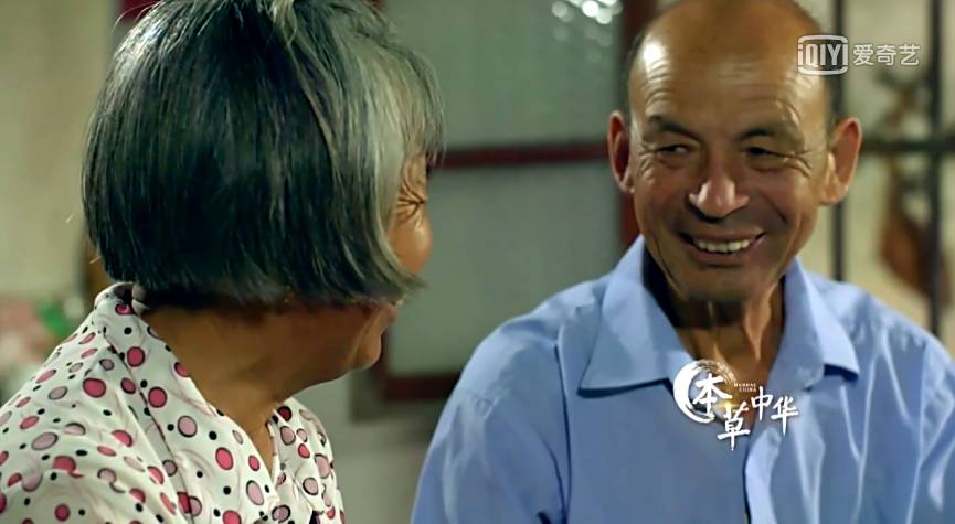 为了看这部豆瓣8.9的纪录片，我去商场买了一台4K电视