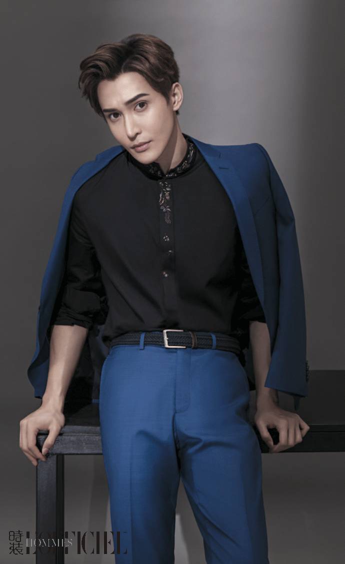 时装大片主视觉,正装写真服装