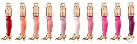 腮红金震惊了手机界？美妆界老司机们却早就开始在圣诞限定上作妖了~