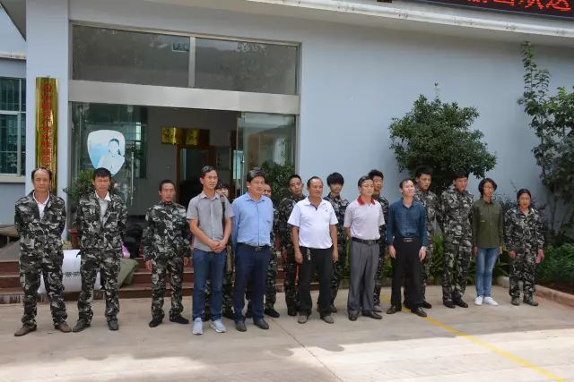 贫困户在外省工作有没有1000元拿,贫困户人群在外工作需要多少补贴