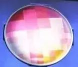 腮红金震惊了手机界？美妆界老司机们却早就开始在圣诞限定上作妖了~