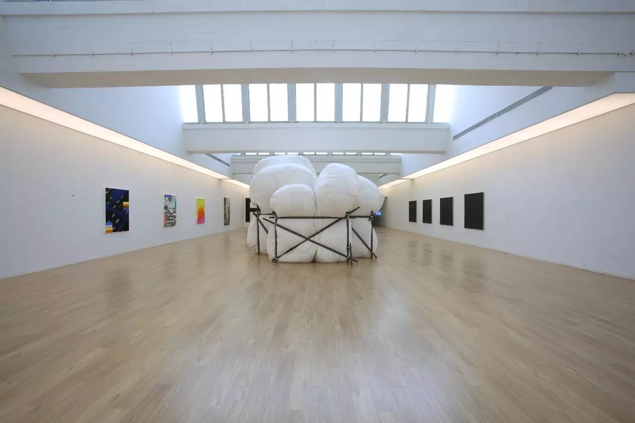 凤凰艺术展评视频,凤凰艺术年展评论