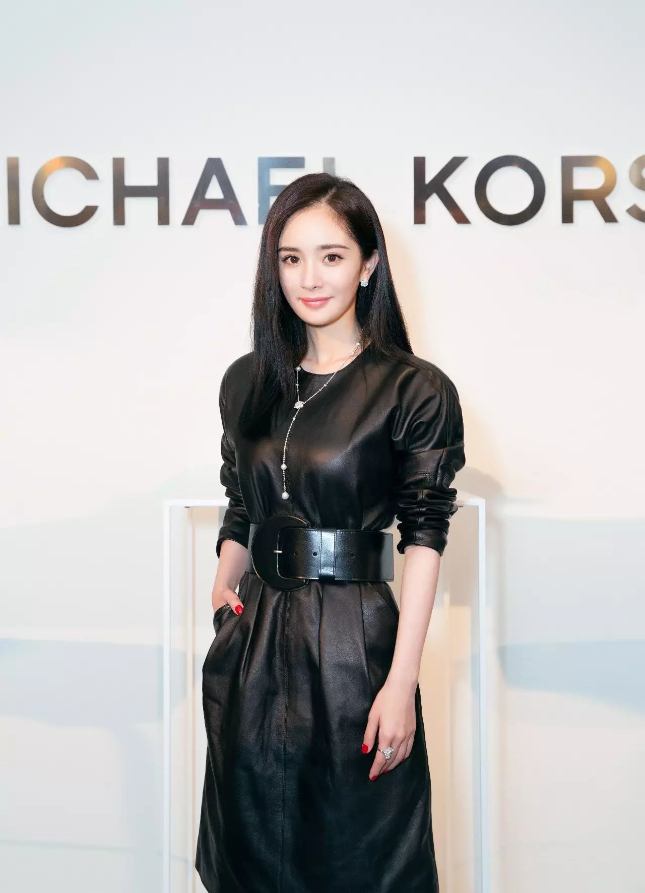 杨幂带货女王私服,带货女王杨幂