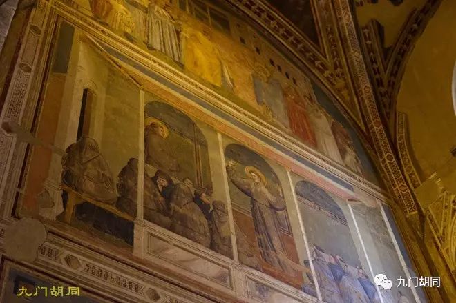 佛罗伦萨建筑圣十字教堂的特色 (圣十字教堂在佛罗伦萨位置)