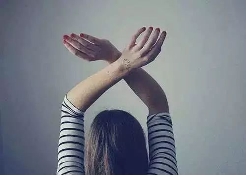 女人如何摆脱虚荣心,女性虚荣心的心理原因