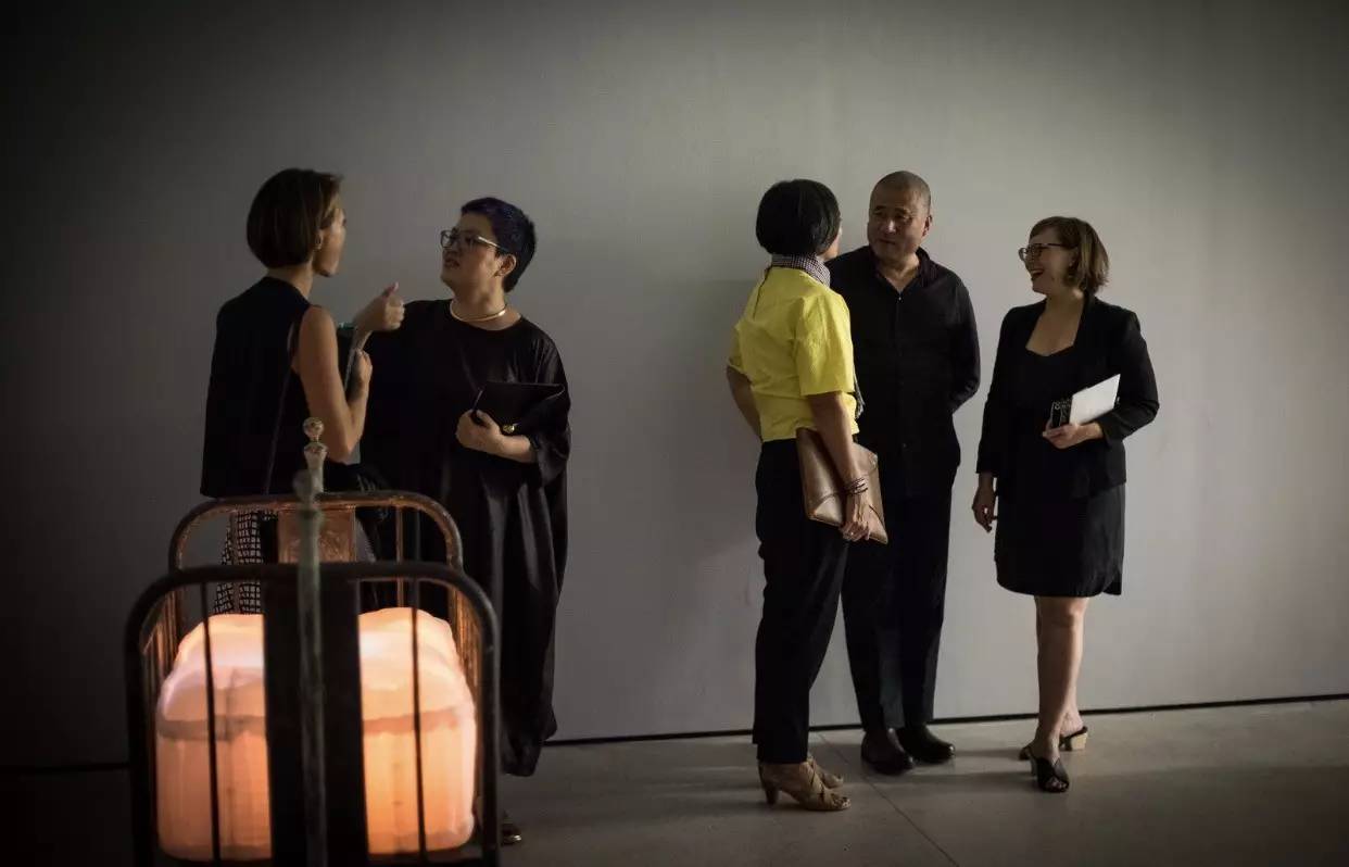 凤凰艺术｜白立方呈现另一个鲜为人知的“王功新”，“轮回”重启