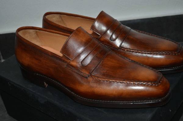 史上最强皮具护理：如何把5000块的皮鞋擦成30万的样子