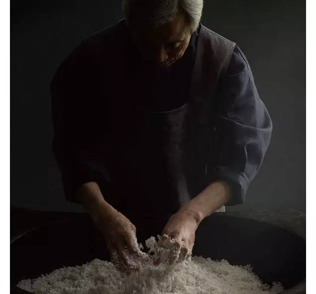 sk精华液敏感肌可以用吗 (skii神仙水为什么叫肌用化妆水)