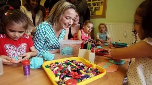 真实的外国教师节,世界上最有趣的教师节