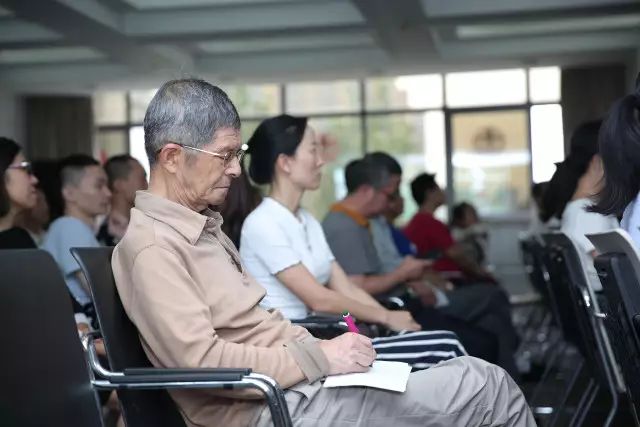 四川大学华西医院近视手术怎么样,成都华西眼科近视手术哪个医生好