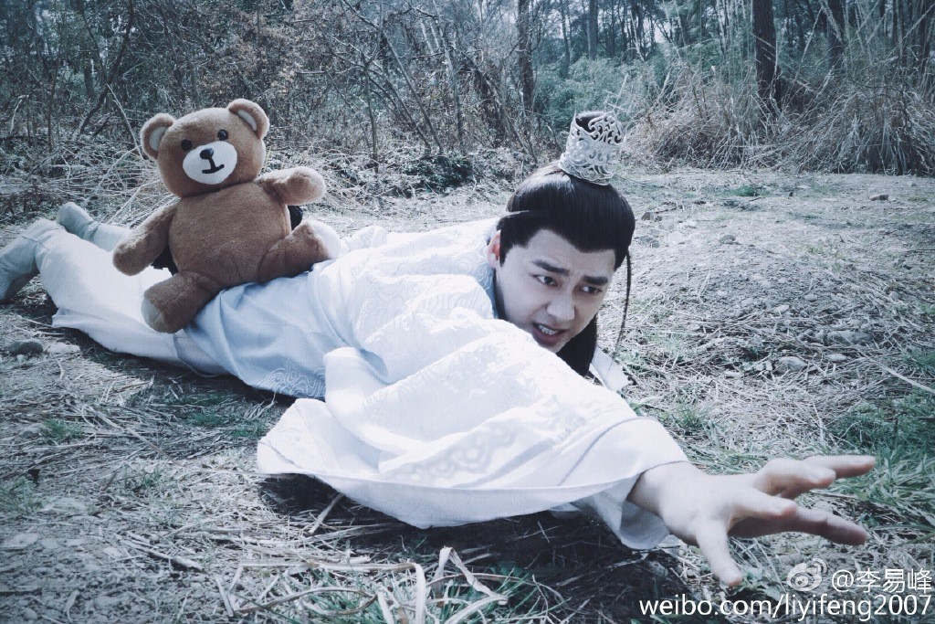 李易峰和王俊凯站一起,李易峰vs王俊凯