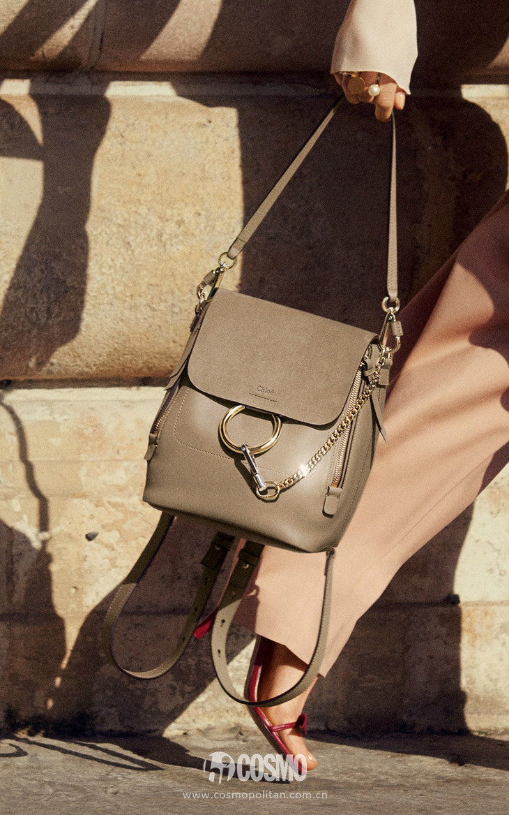 学生党开学季双肩包来咯,开学必备的结实帆布双肩包