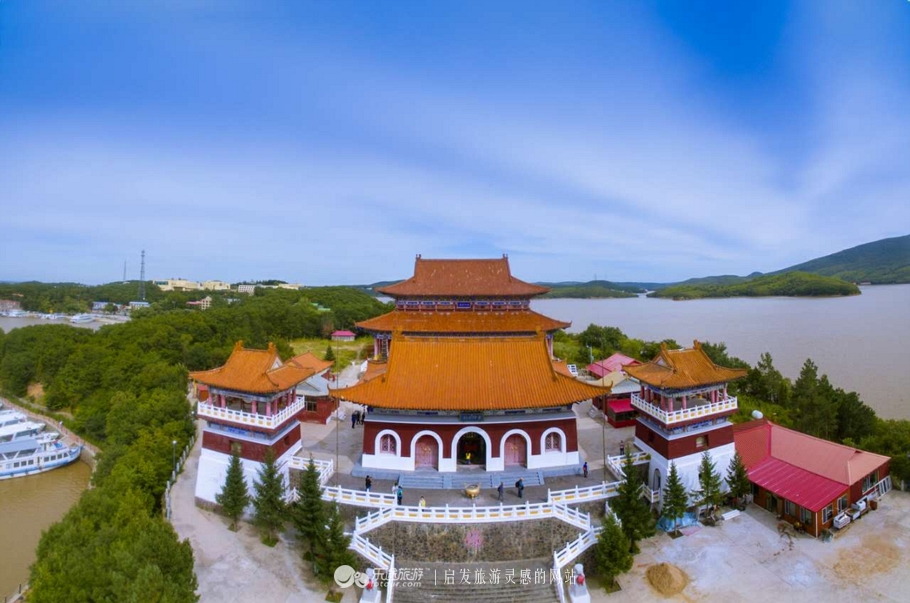 火山口探秘完整视频,镜泊湖地下森林火山口