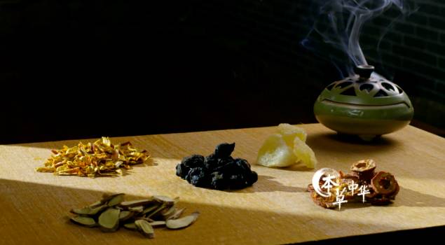 为了看这部豆瓣8.9的纪录片，我去商场买了一台4K电视